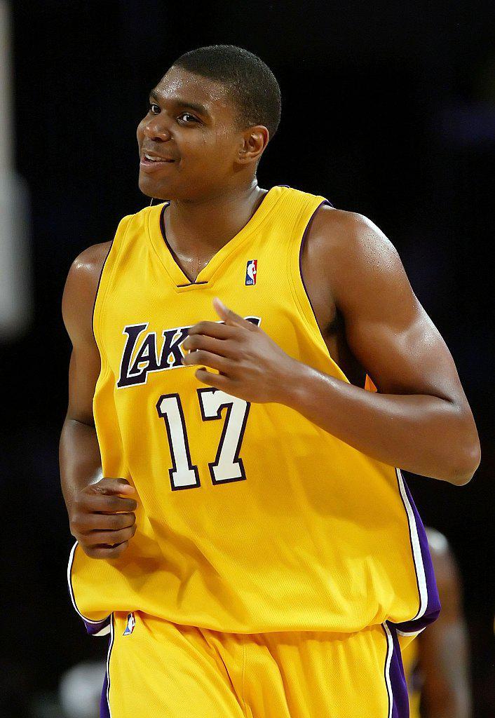 云开体育官网-历史最年轻夺冠球员前11：勇士带飞3名小将 魔术师新秀赛季FMVP