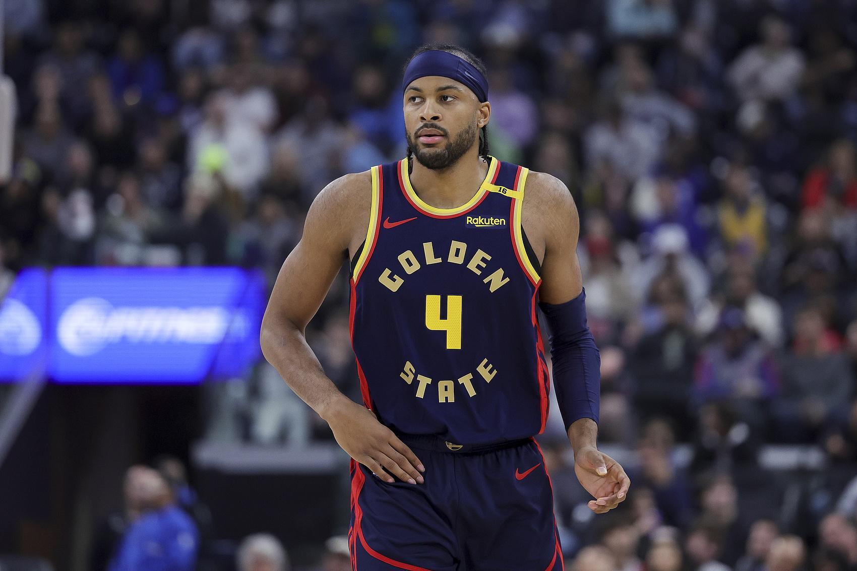 云开体育官网-历史最年轻夺冠球员前11：勇士带飞3名小将 魔术师新秀赛季FMVP