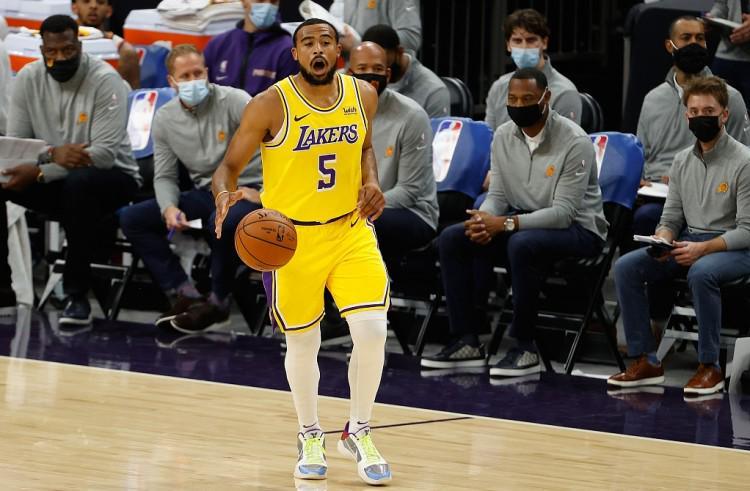 云开体育官网-历史最年轻夺冠球员前11：勇士带飞3名小将 魔术师新秀赛季FMVP