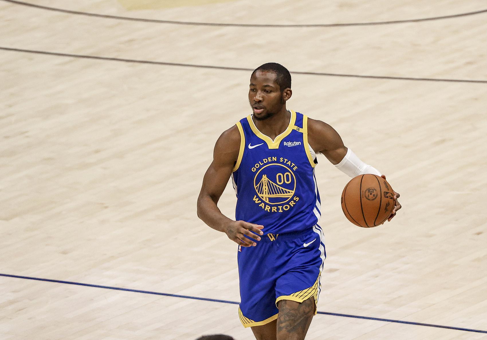 云开体育官网-历史最年轻夺冠球员前11：勇士带飞3名小将 魔术师新秀赛季FMVP