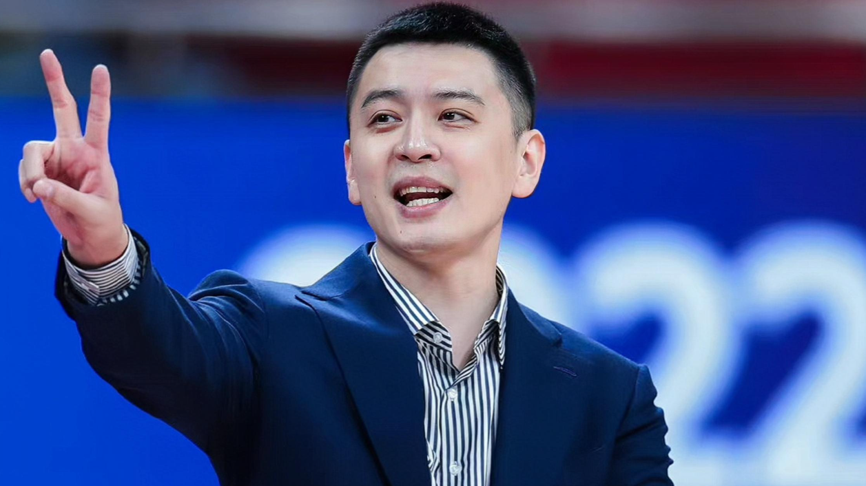 云开体育官网入口-CBA疯狂一夜！深圳反绝杀浙江，上海19分狂胜北京，辽篮惜败山西