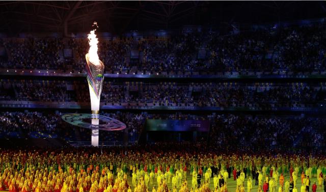 云开体育官网入口-“民生银行杯”助力十四运 线上运动会线下大格局