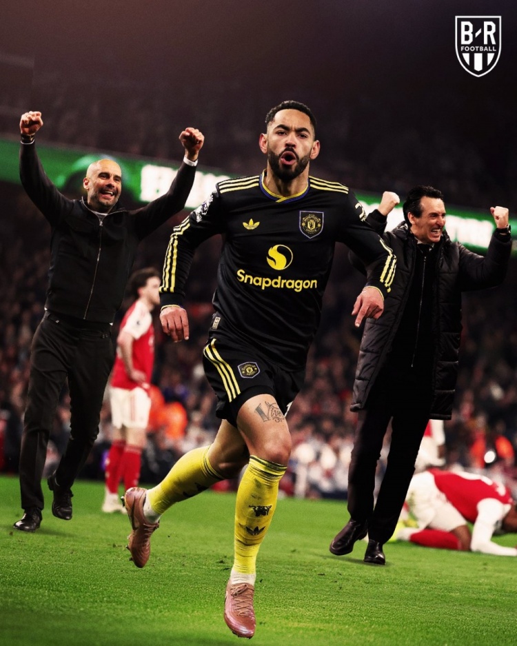 云开体育官网入口-今日趣图：过年不是一年一次吗？怎么曼联球迷可以一周一次🥹