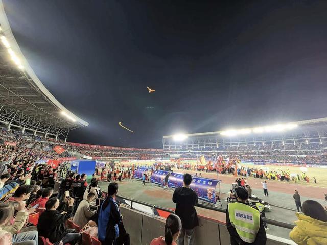 云开体育官网-幼超·校超·娄超全龄接力！K城联动引爆2026娄底足球盛宴