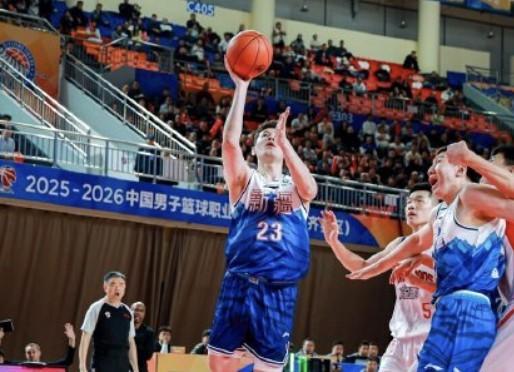 云开体育-阿不都沙拉木：跟门内加配合很舒服；我们要学会聪明地犯规